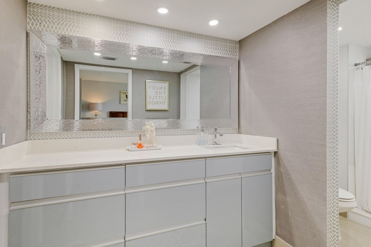 6698 10th Avenue N, Unit 426, Lake Worth, FL 33467 Photo