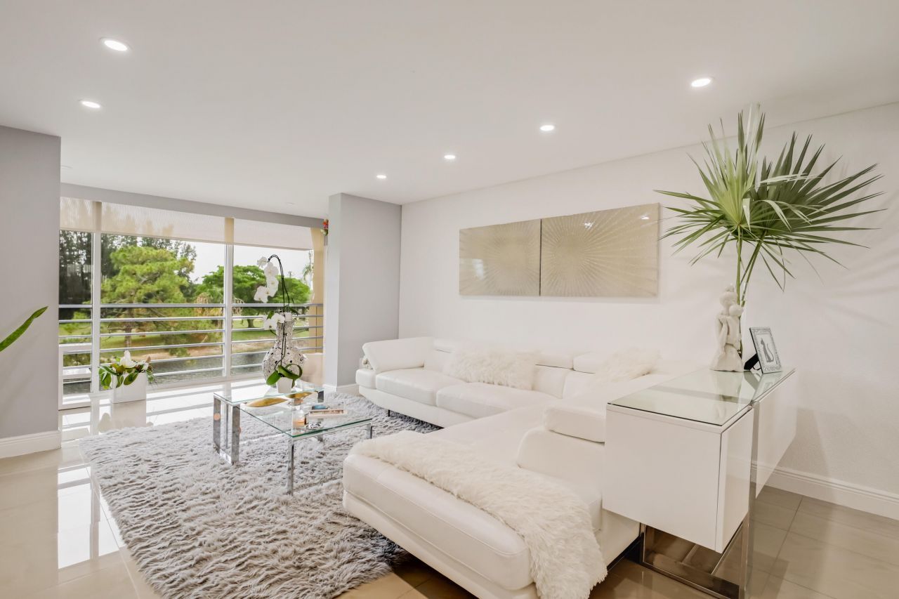 6698 10th Avenue N, Unit 426, Lake Worth, FL 33467 Photo