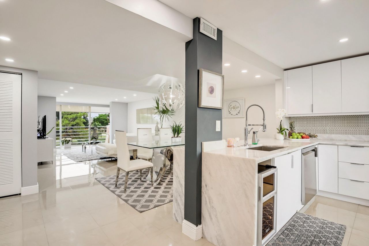 6698 10th Avenue N, Unit 426, Lake Worth, FL 33467 Photo