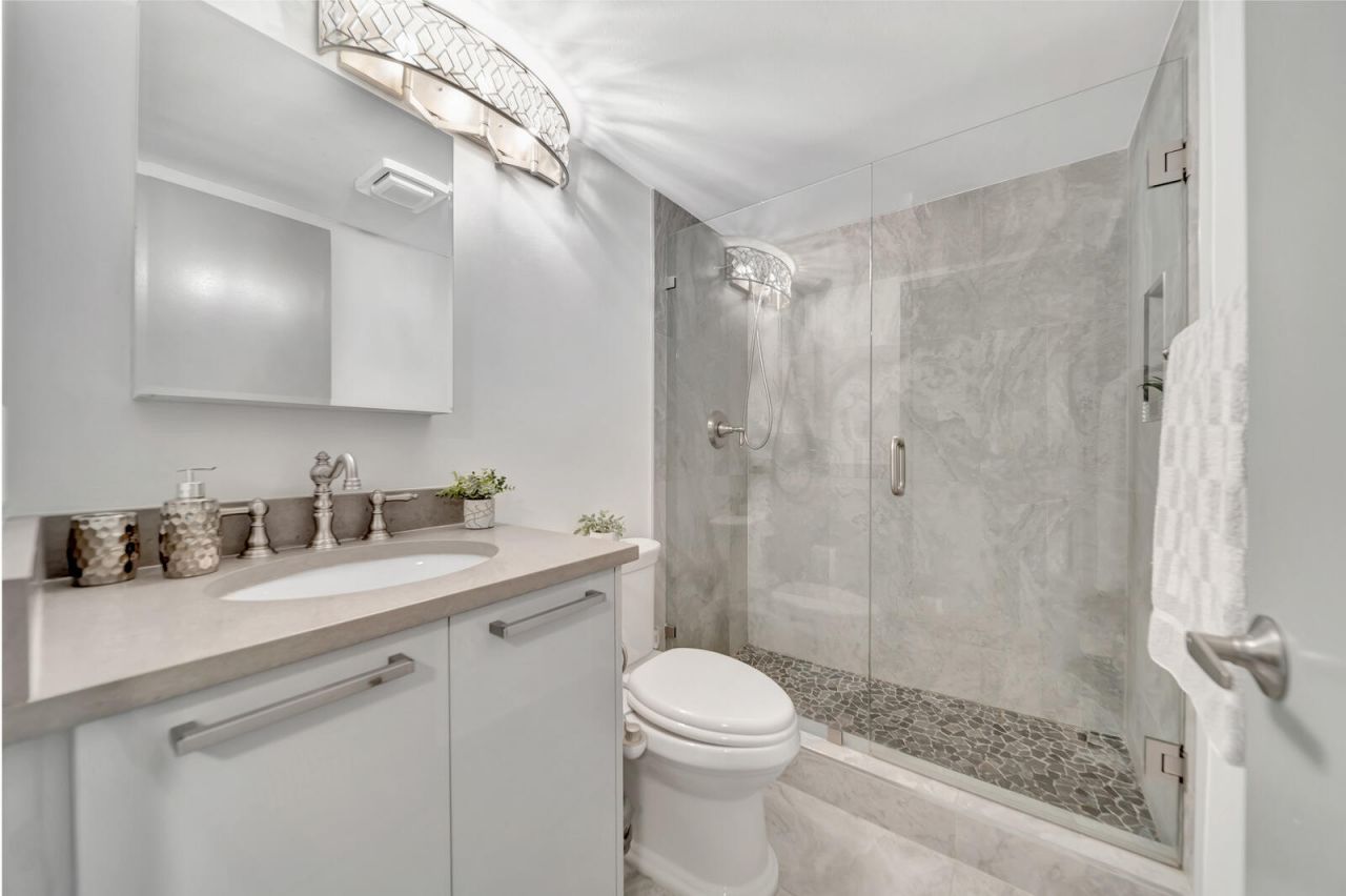 4063 Exeter D, Boca Raton, FL 33434 Photo