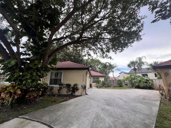 12147 Cuddington Court, Wellington, FL 33414