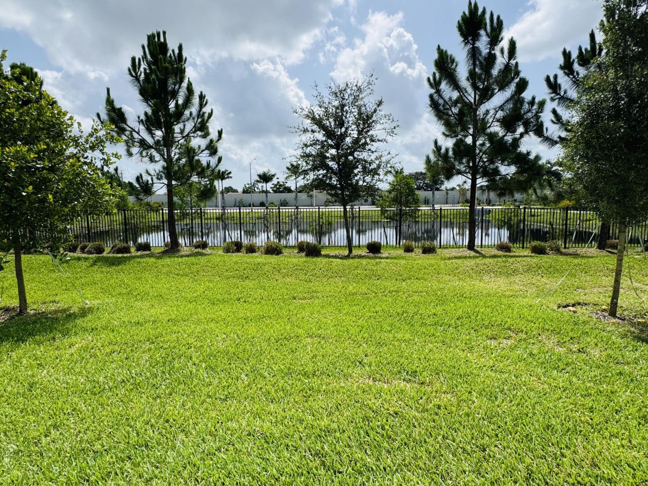 163 SW Pomeroy Street, Stuart, FL 34997 Photo