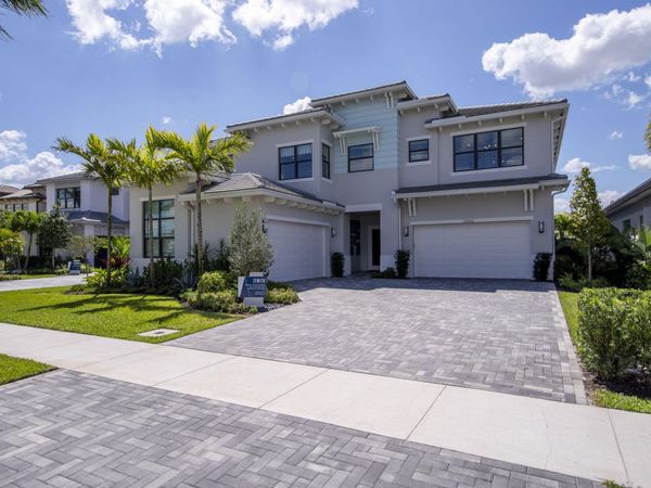 9895 Migration Point, Palm Beach Gardens, FL 33412