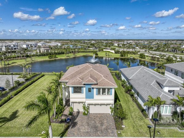 13115 Florida Crane Drive, Palm Beach Gardens, FL 33412