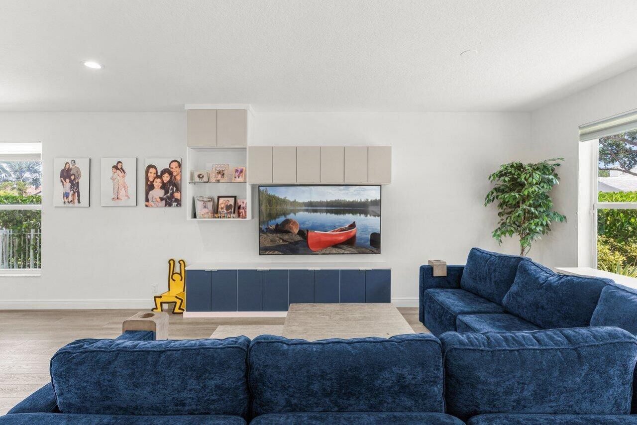 5850 NW 42nd Terrace, Boca Raton, FL 33496 Photo