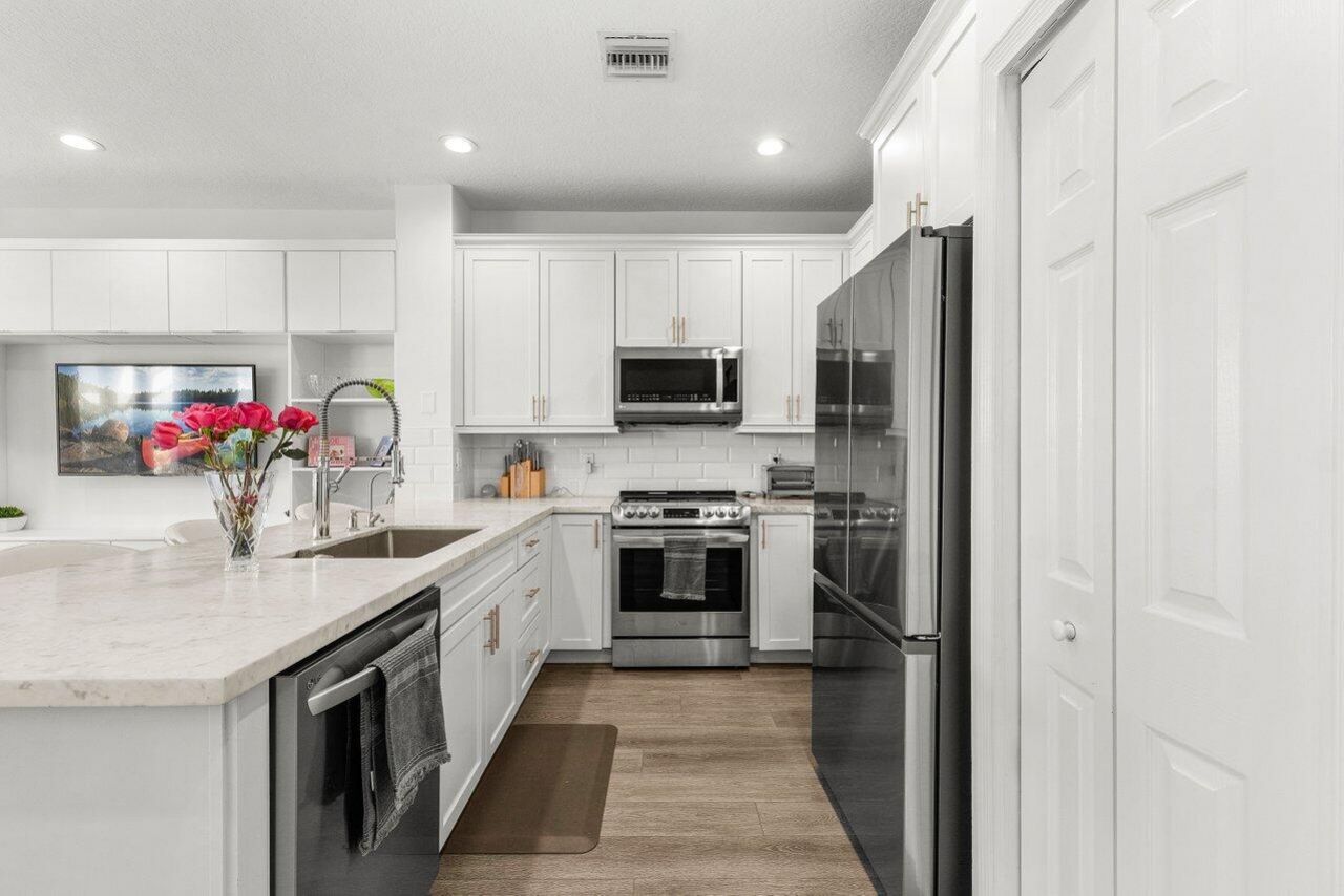 5850 NW 42nd Terrace, Boca Raton, FL 33496 Photo