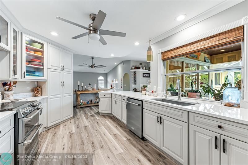 2812 SW 29th Avenue, Cape Coral, FL 33914 Photo