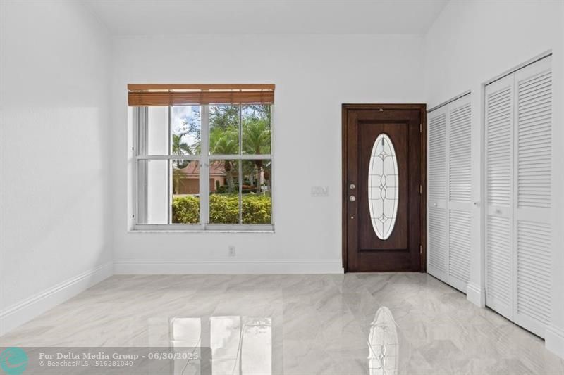 916 Savannah Falls Dr, Weston, FL 33327 Photo