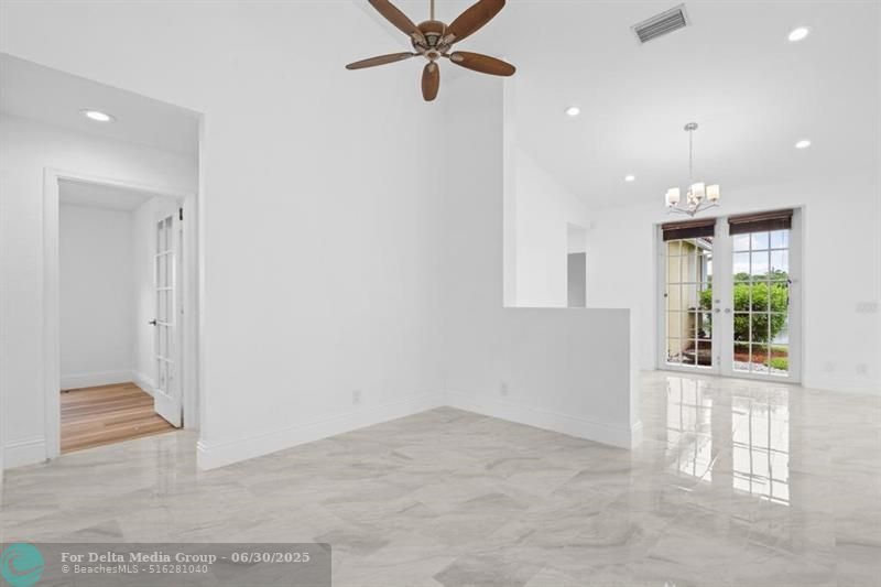 916 Savannah Falls Dr, Weston, FL 33327 Photo