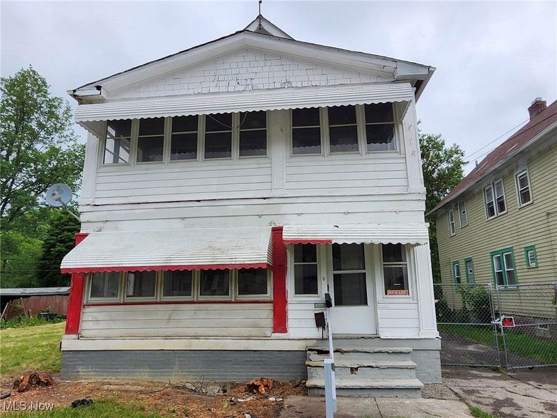 1639 Avalon Road, Cleveland, OH 44112 Photo 2