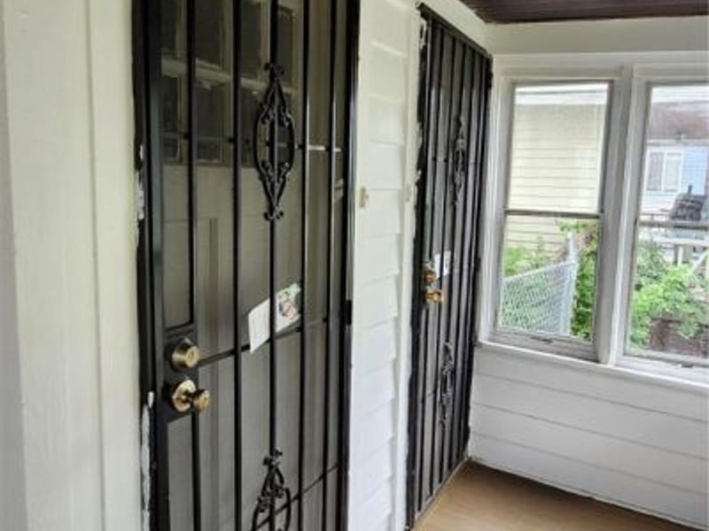 1639 Avalon Road, Cleveland, OH 44112 Photo 5