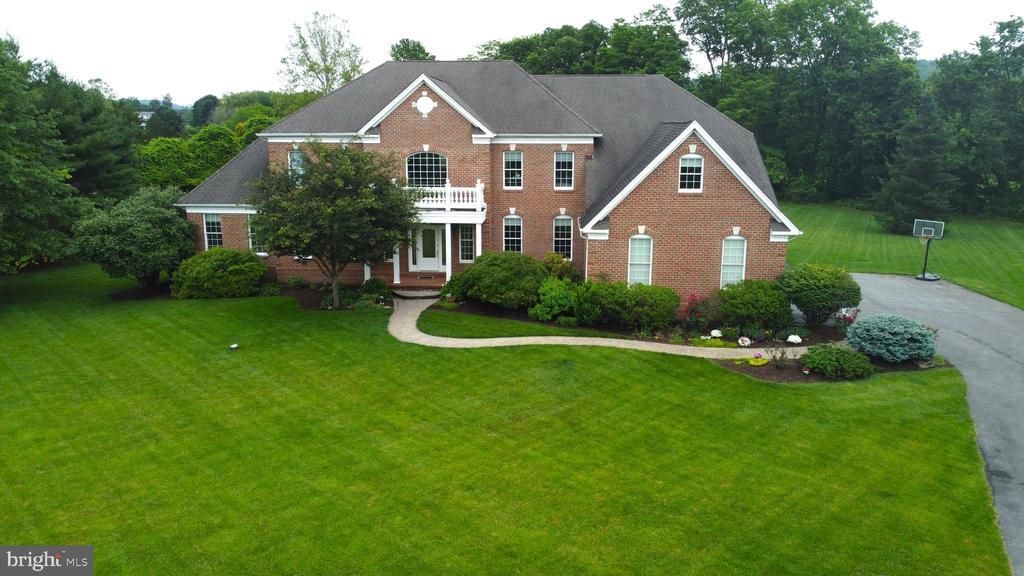 55 FORREST STAND DRIVE, EASTON, PA 18042