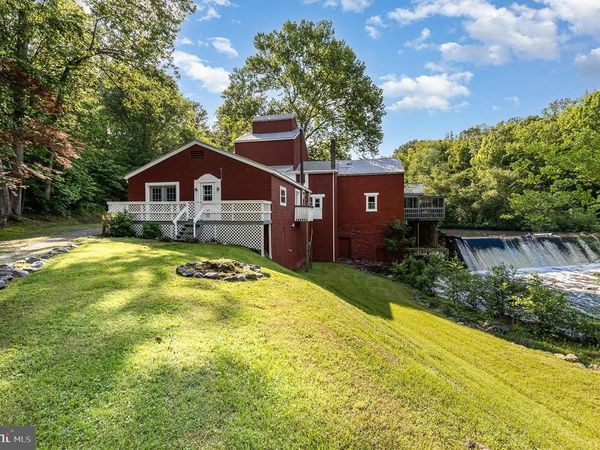 6908 S ROXBURY MILL ROAD, SPOTSYLVANIA, VA 22551