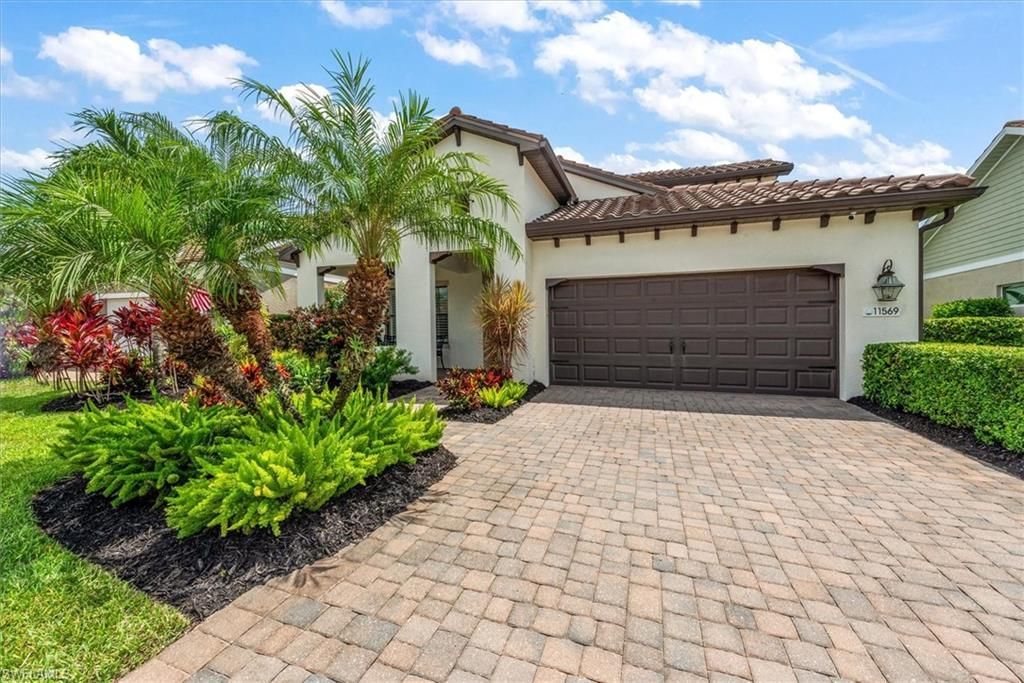 11569 Grey Egret Cir, Fort Myers, FL 33966 Photo