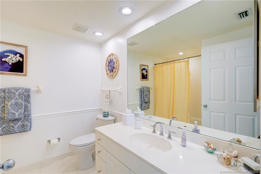 411 NE Plantation Road, Unit 511, Stuart, FL 34996 Photo