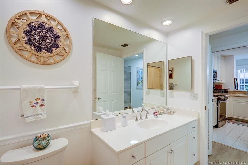 411 NE Plantation Road, Unit 511, Stuart, FL 34996 Photo