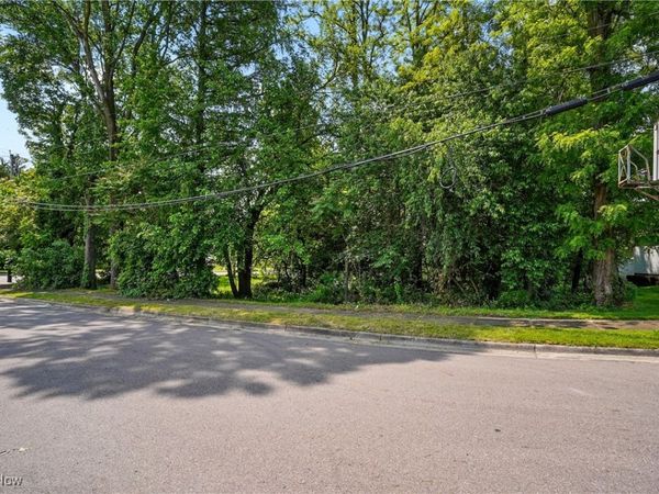 1500 Home Avenue, Akron, OH 44310