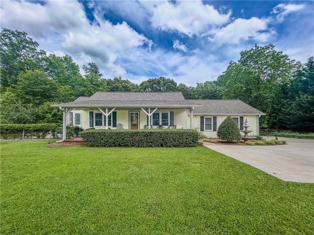 4017 S South Bogan Road Road, Buford, GA 30519 Main Photo