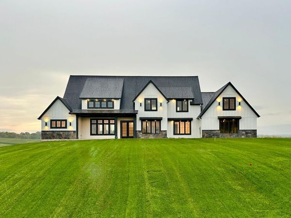 1629 Boelter Estates Drive NW, Rochester, MN 55901