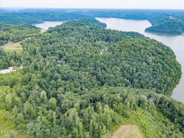 0 Peninsulas Edge Court, Smithville, TN 37166