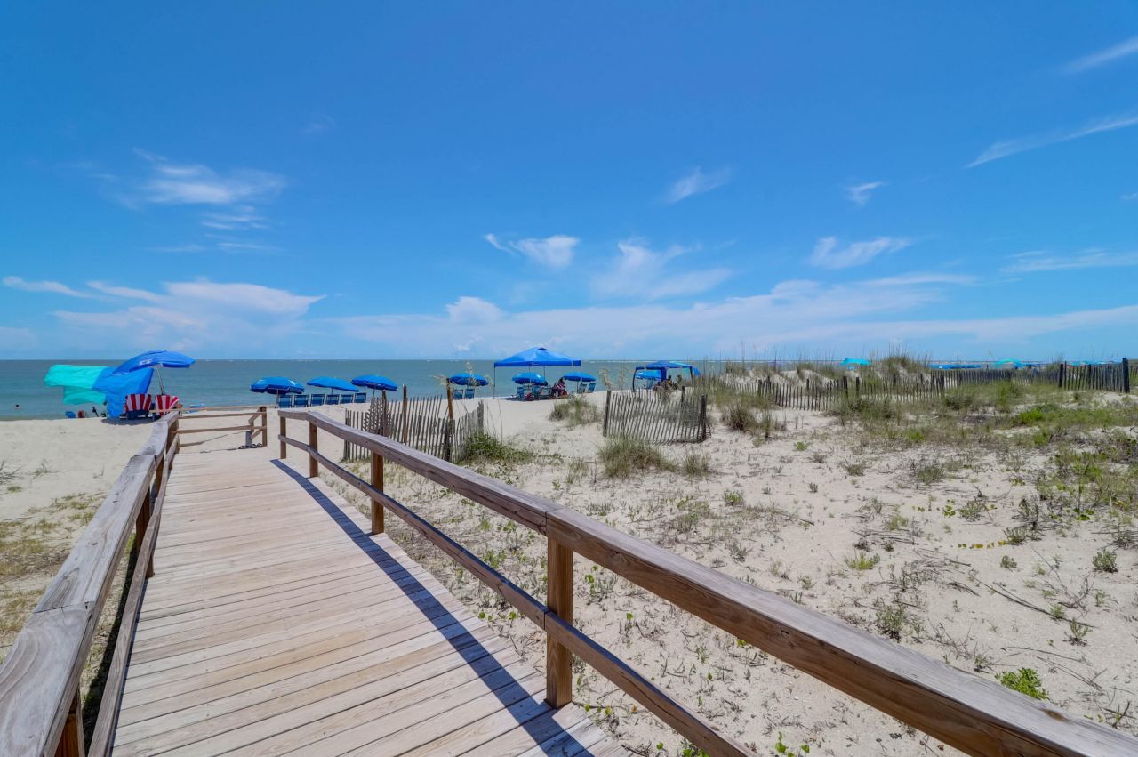 311 Seascape (share G) Photo 8