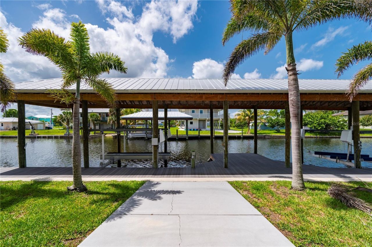 24261 Captain Kidd Boulevard, Punta Gorda, FL 33955 Photo