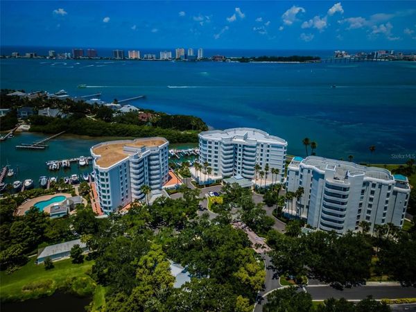 1 SEASIDE LANE, Unit 302, BELLEAIR, FL 33756