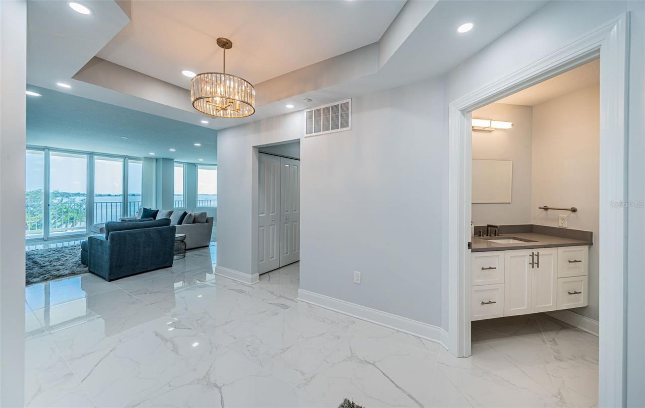 1 Seaside Lane, Unit 302, Belleair, FL 33756 Photo