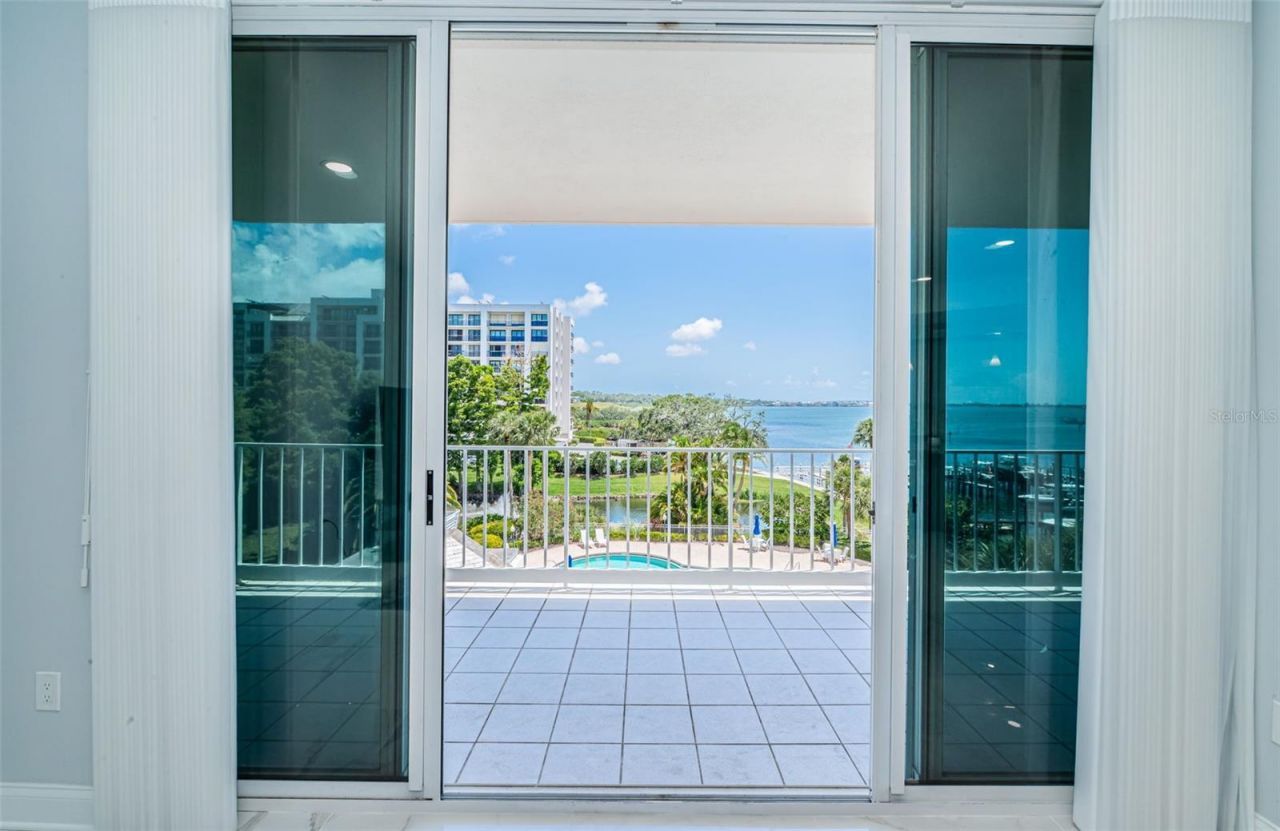 1 Seaside Lane, Unit 302, Belleair, FL 33756 Photo