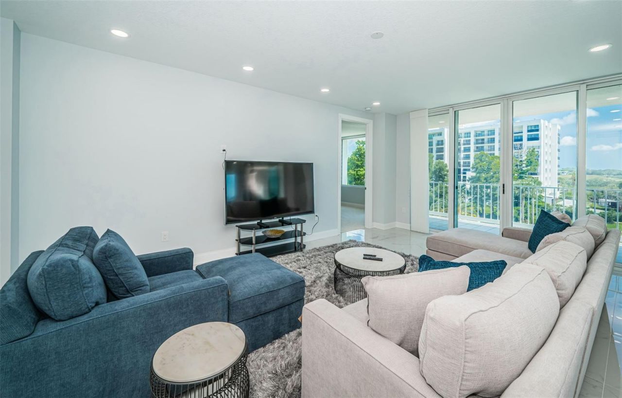 1 Seaside Lane, Unit 302, Belleair, FL 33756 Photo