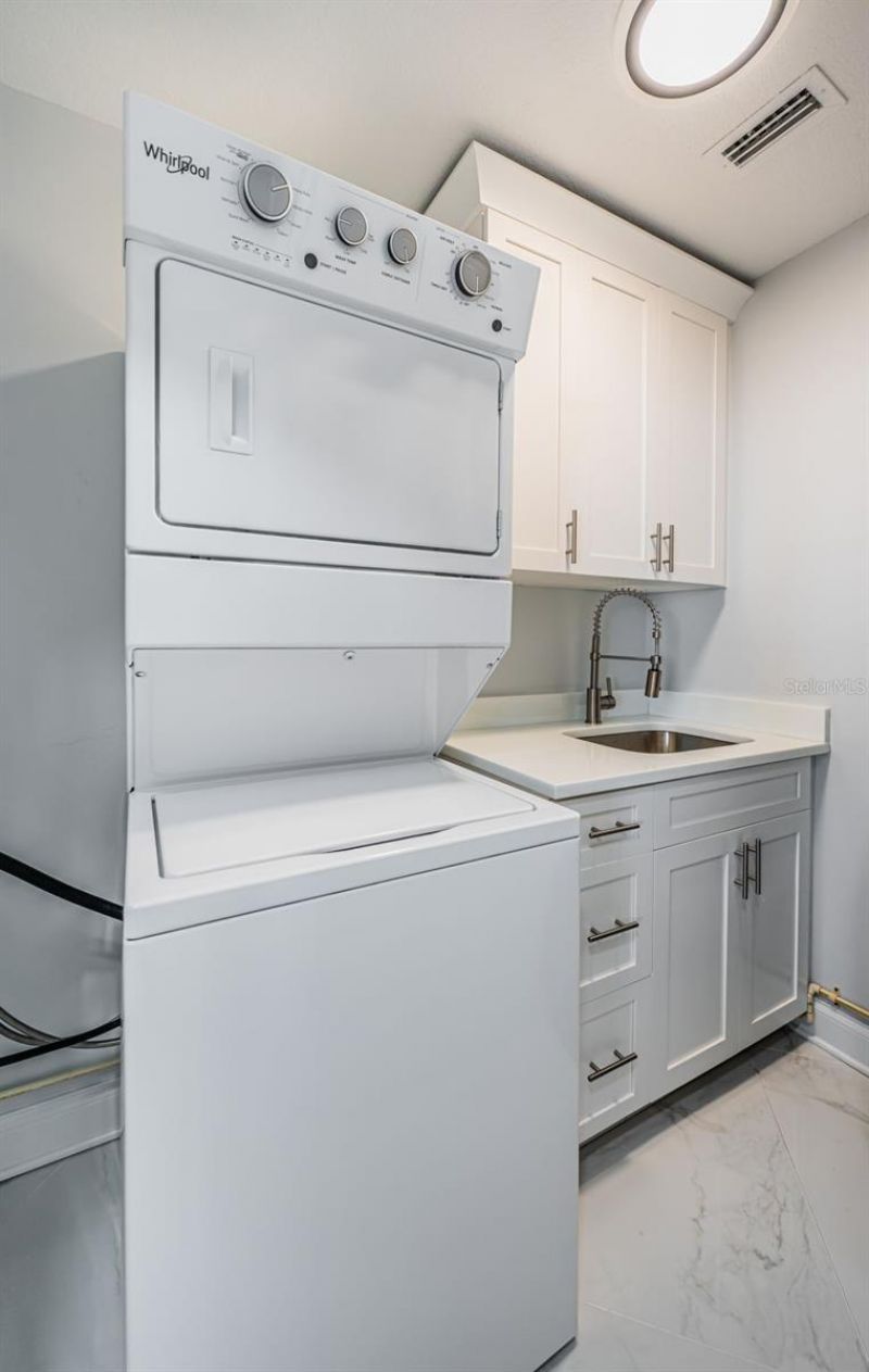 1 Seaside Lane, Unit 302, Belleair, FL 33756 Photo