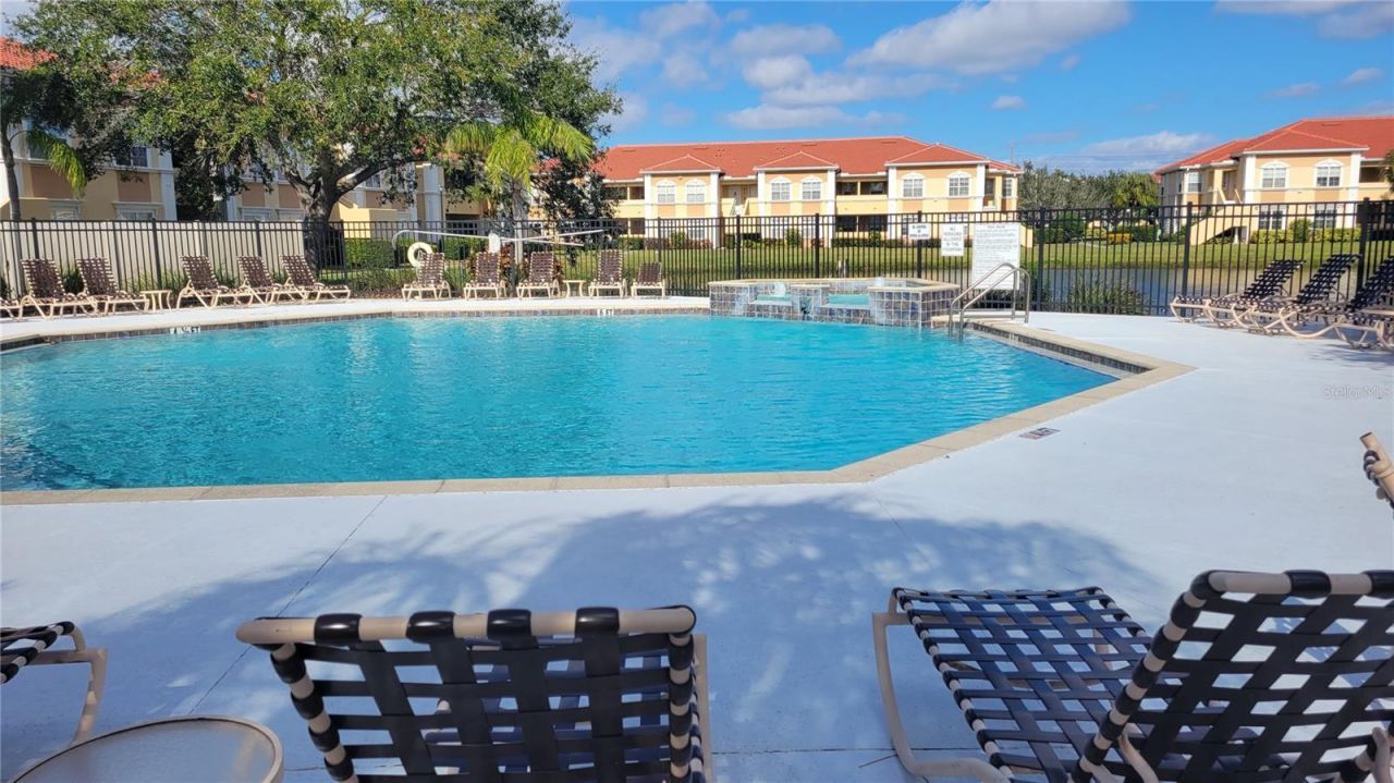 1155 Villagio Circle, Unit 102, Sarasota, FL 34237 Photo