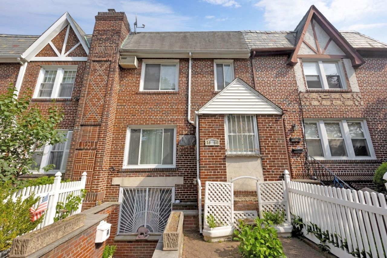 80-04 Cowles Court, Middle Village, NY 11379 Main Photo