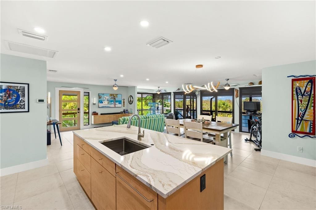 771 Rabbit Rd, Sanibel, FL 33957 Photo