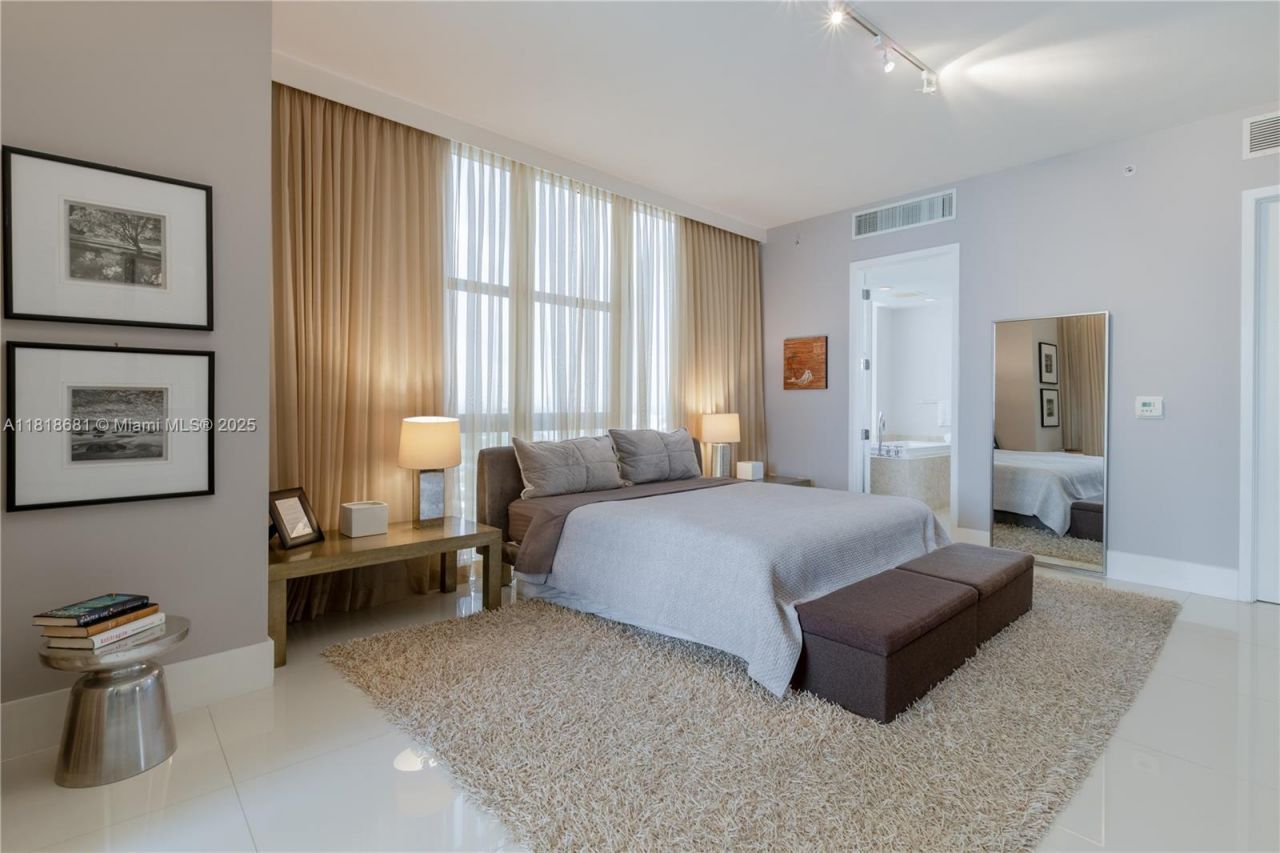 9705 Collins Ave, Unit 1804N, Bal Harbour, FL 33154 Photo