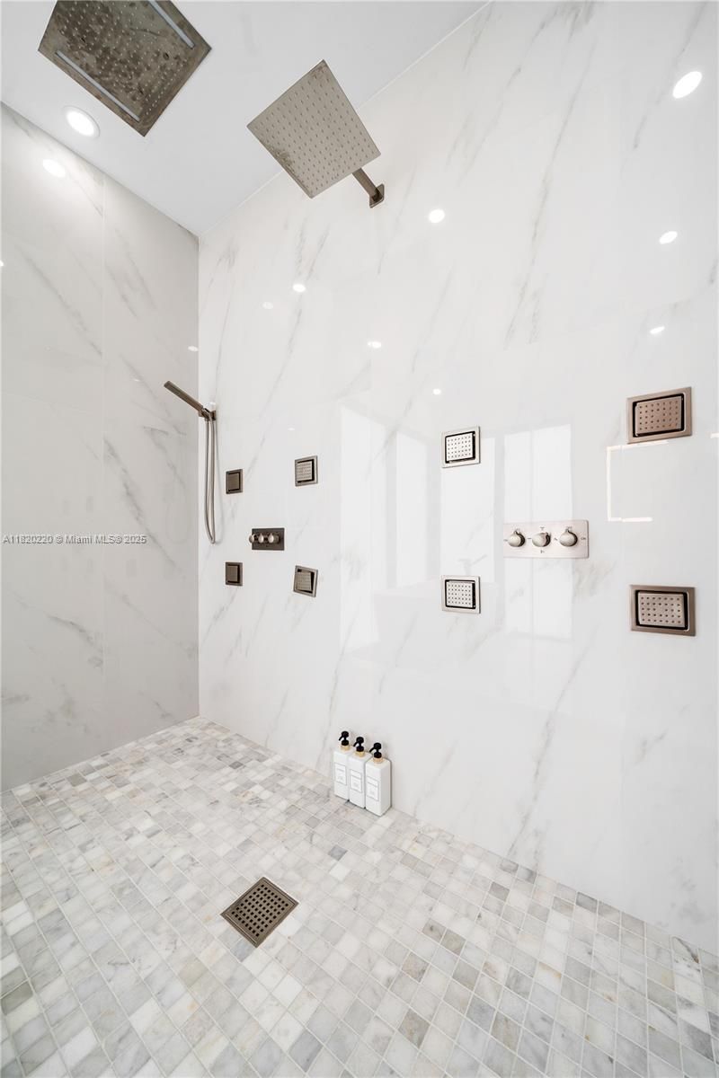 550 NW 42nd St, Miami, FL 33127 Photo