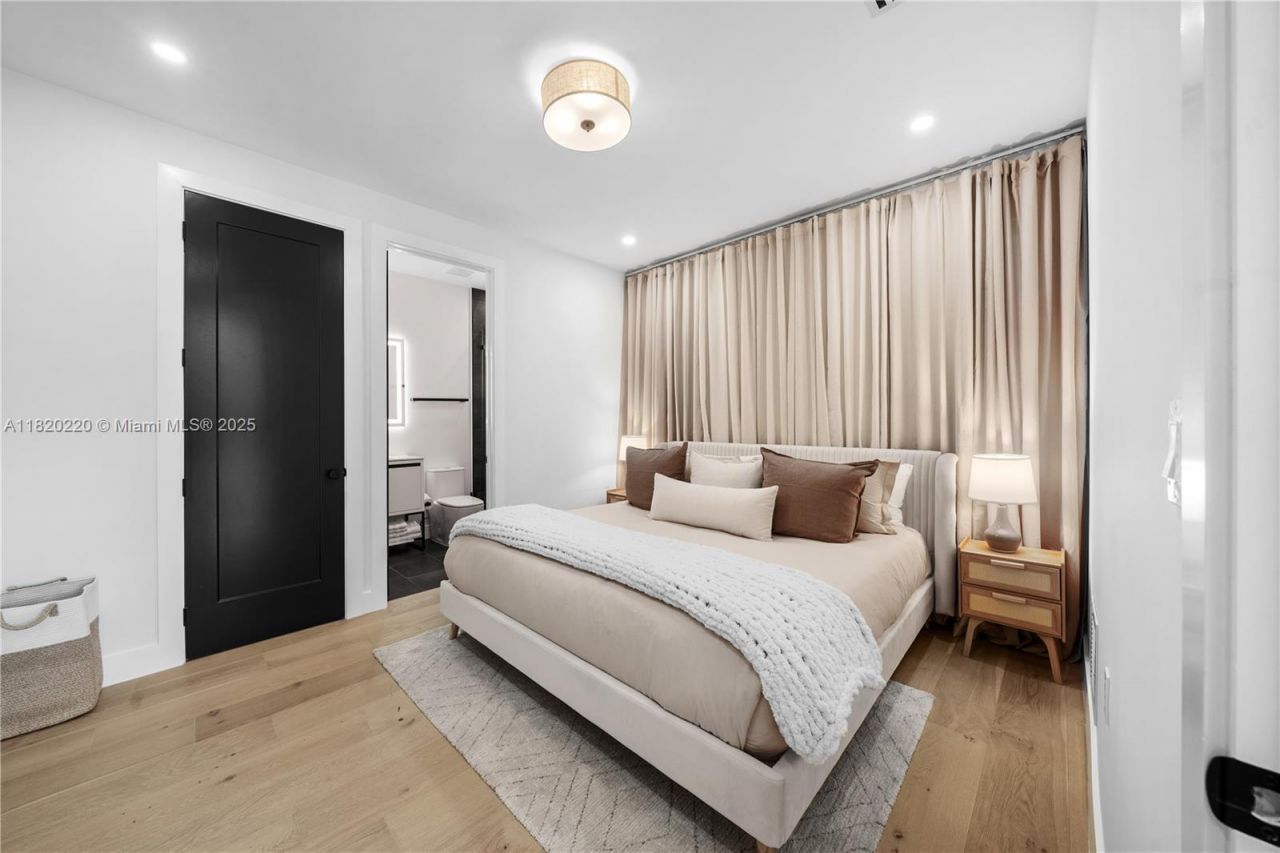 550 NW 42nd St, Miami, FL 33127 Photo