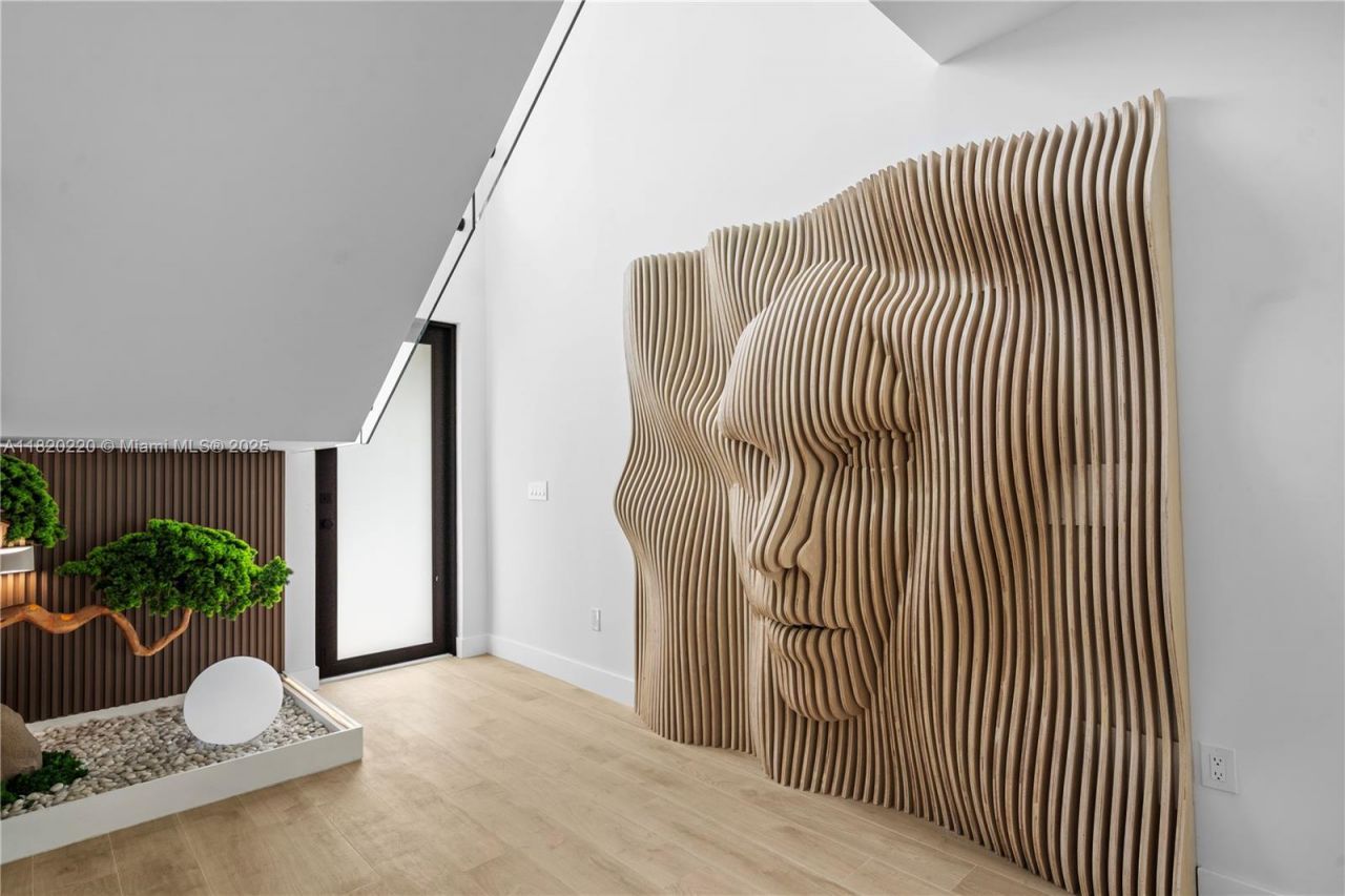 550 NW 42nd St, Miami, FL 33127 Photo