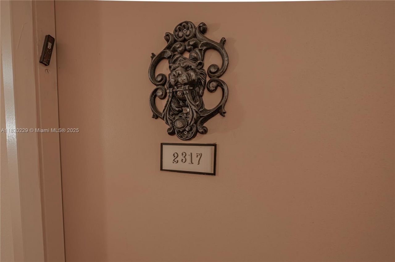 301 174th St, Unit 2317, Sunny Isles Beach, FL 33160 Photo