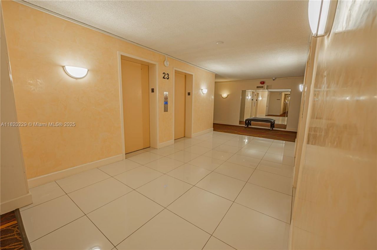 301 174th St, Unit 2317, Sunny Isles Beach, FL 33160 Photo