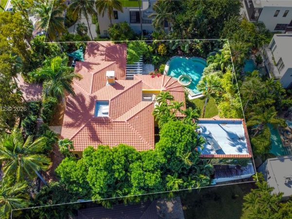 2050 Alton Rd, Miami Beach, FL 33140