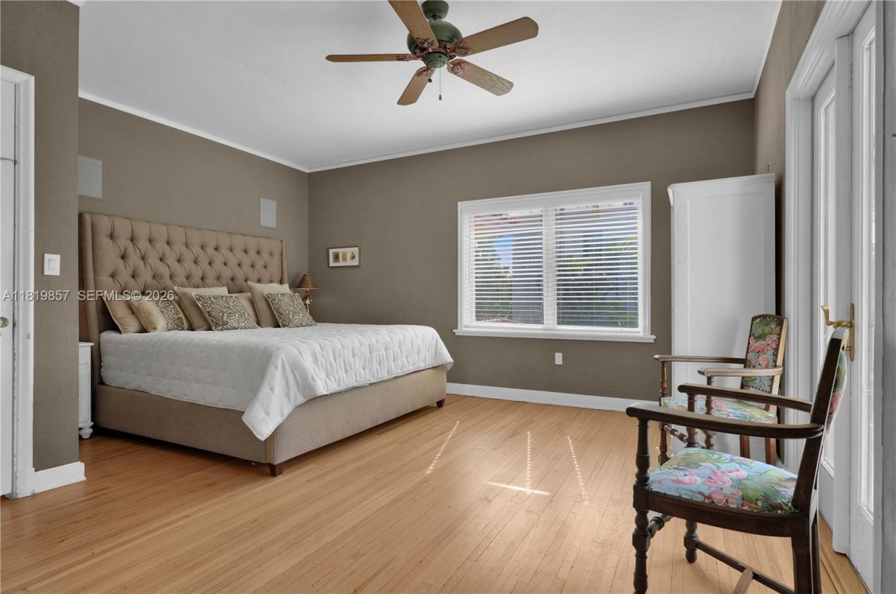 2050 Alton Rd, Miami Beach, FL 33140 Photo