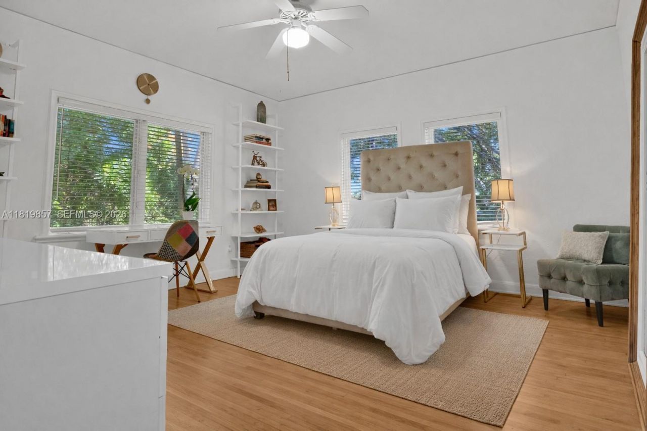 2050 Alton Rd, Miami Beach, FL 33140 Photo