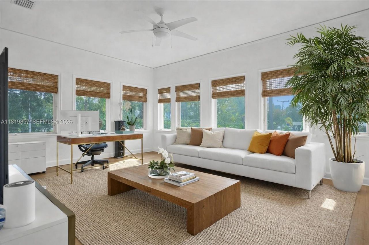 2050 Alton Rd, Miami Beach, FL 33140 Photo