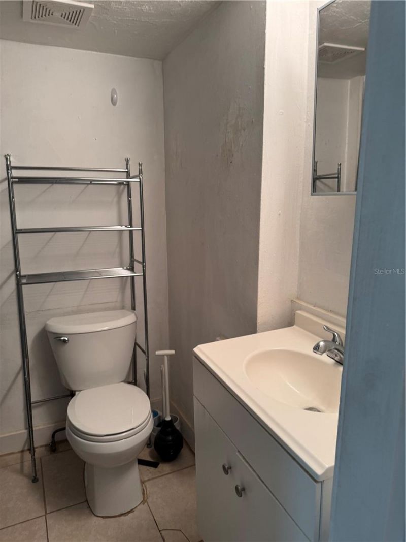 585 Washington Street, New Smyrna Beach, FL 32168 Photo