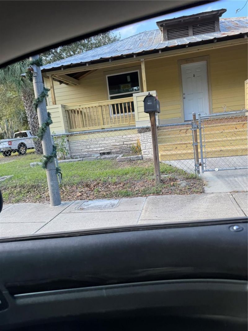 585 Washington Street, New Smyrna Beach, FL 32168 Photo