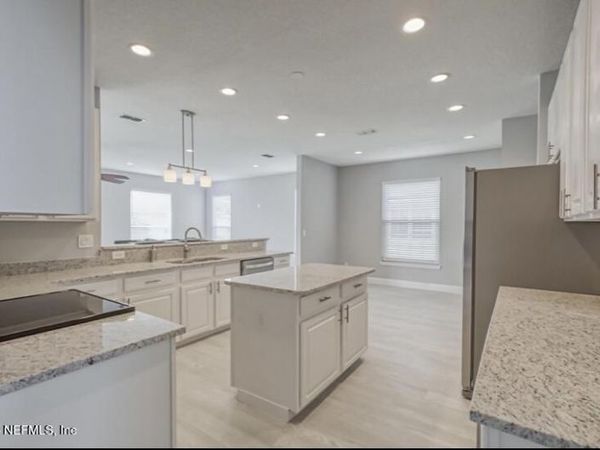 3087 WANDERING OAKS Drive, Orange Park, FL 32065