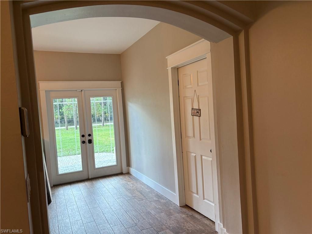 110 16th Ave Ne, Naples, FL 34120 Photo