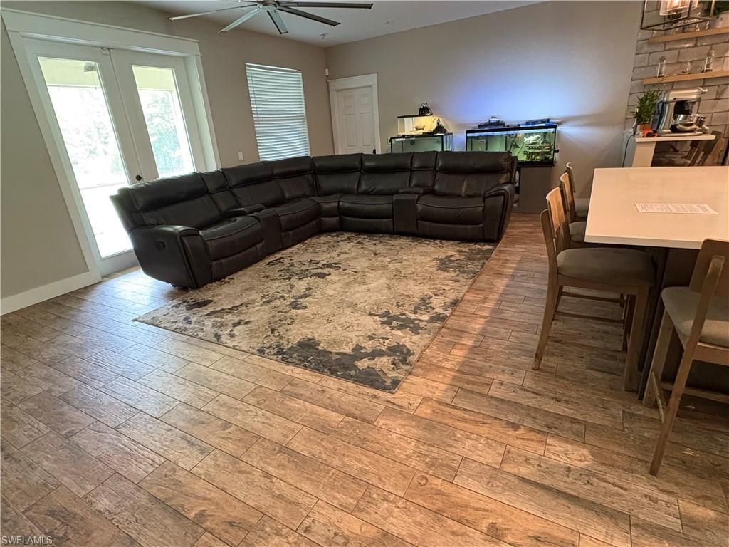 110 16th Ave Ne, Naples, FL 34120 Photo