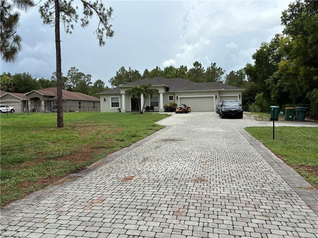 110 16th Ave Ne, Naples, FL 34120 Photo